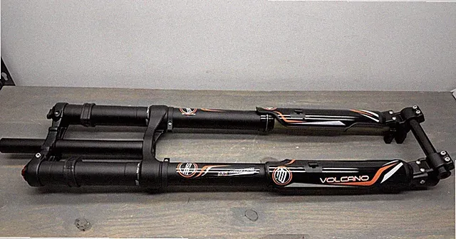 DNM USD-8S Suspension Fork Downhill DH MTB Air 1-1/8" 203mm 20mm Axle 26" 27.5"