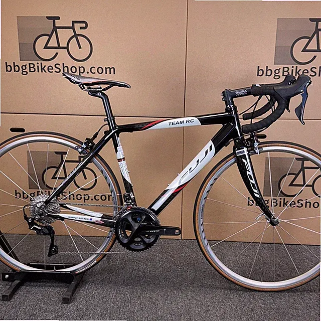Used Fuji Team RC, 11-speed Shimano 105, Carbon. Fiber Road Bike-2006, 52cm